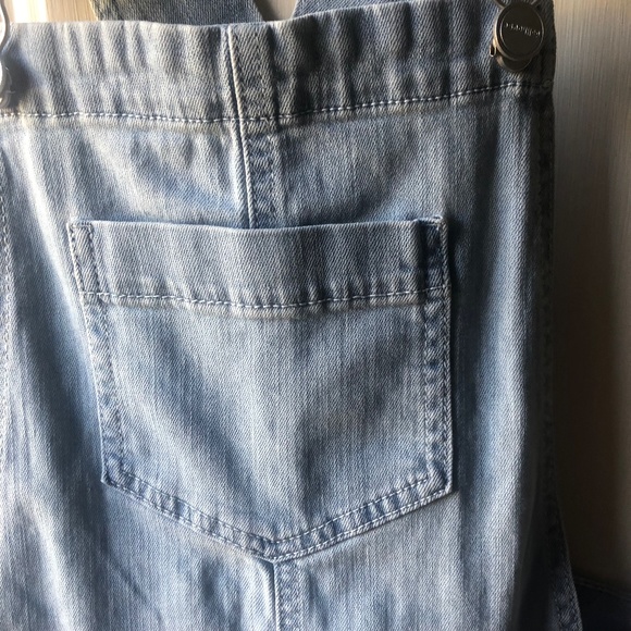 Dollhouse  Denim Short Overalls Juniors. Size 3 NWT. - Picture 7 of 16